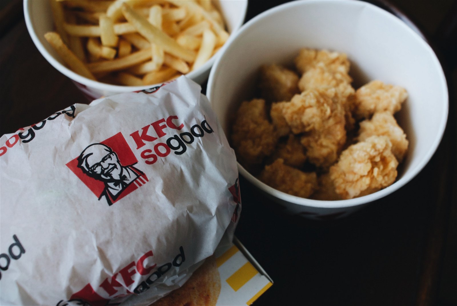 Notorious serial killer John Wayne Gacy ordered KFC as his last meal request on death row.